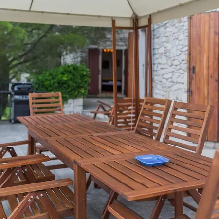 Triestevillas Sistiana, Sea View, Terrace Parking Spaces, Bbq, For 11guests Villa Duino