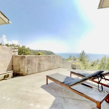 Triestevillas Sistiana, Sea View, Terrace Parking Spaces, Bbq, For 11guests Duino